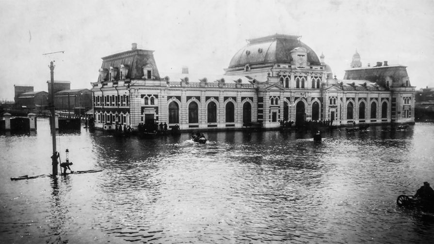 Павелецкий вокзал во время наводнения, апрель 1908 года