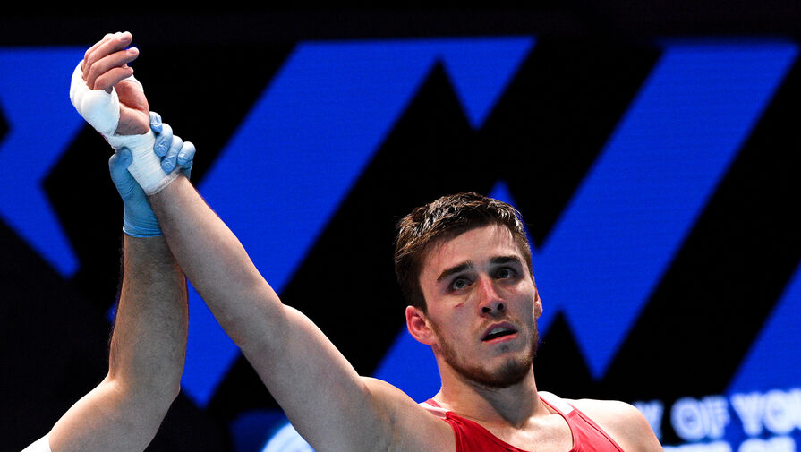 Россиянин выиграл золотую медаль на чемпионате мира по боксу