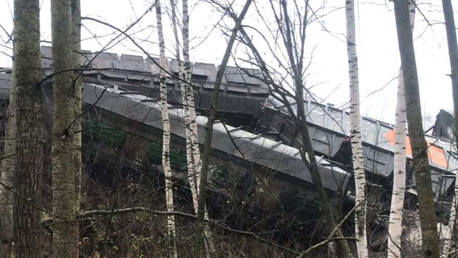 Движение поездов на станции под Волгоградом восстановили по одному пути