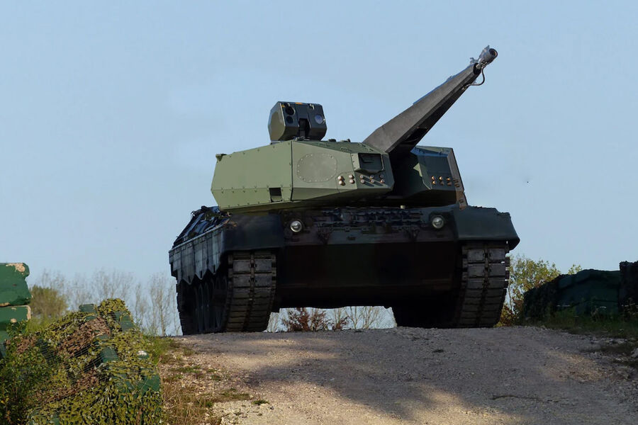 Рендеринг танка Leopard 1 с зенитным модулем Skyranger