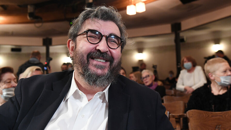 Стала известна судьба спектаклей с Золотовицким