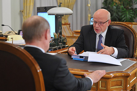 Путин предложил расширить состав СПЧ с 40 до 65 правозащитников