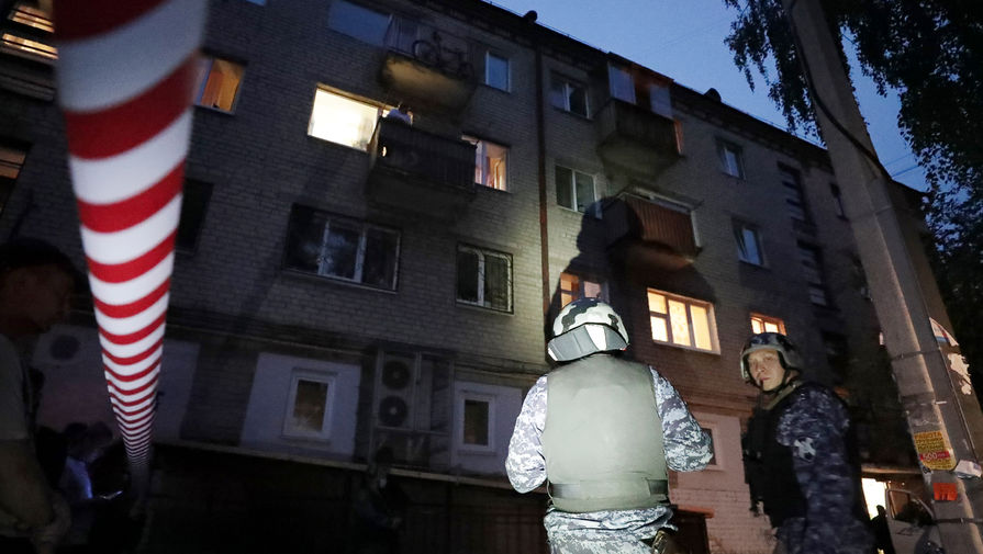 Стрельба по прохожим с балкона. Что случилось в Екатеринбурге