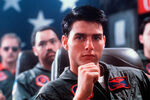 <b>«Лучший стрелок» (1986)</b>
<br>Патриотическая картина Тони Скотта о двух молодых пилотах американских ВМС. В свое время фильм получил спорные отзывы от критиков и зрителей, но с годами обрел статус культового.