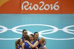 Женская сборная России по волейболу уверенно стартовала на Олимпиаде с победы над командой Аргентины со счетом 3:0.