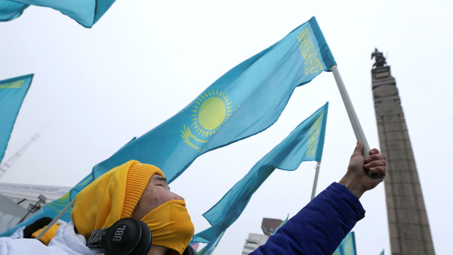 Казахстан планирует нарастить поставки нефти через Азербайджан