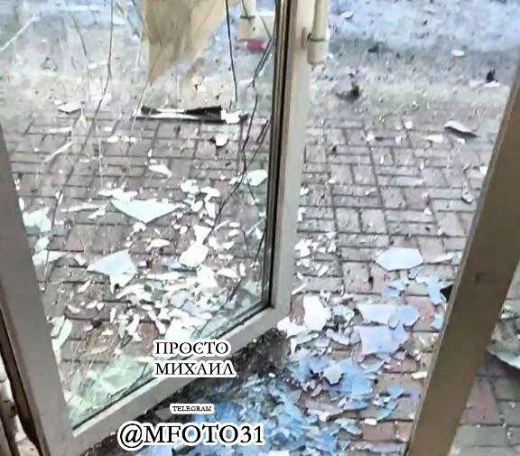 В Белгородской области дрон атаковал здание магазина