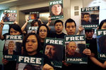 Акция протеста против ареста активистов Greenpeace у стен российского консульства в Гонконге