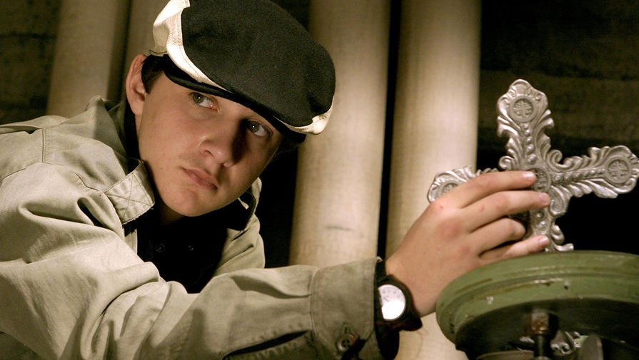 Кадр из фильма «Константин: Повелитель тьмы» (2005)