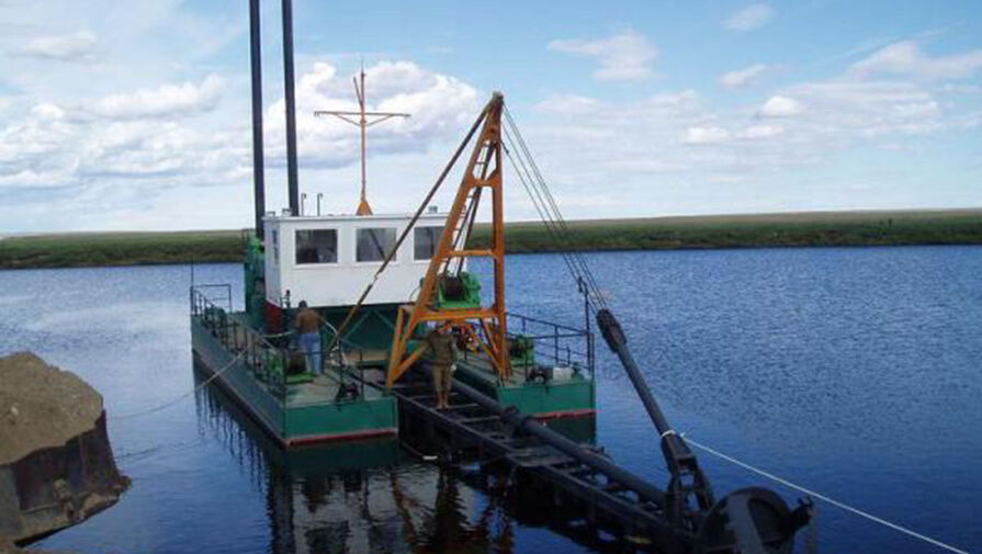 Судно с дизтопливом затонуло на Волге в Саратовской области