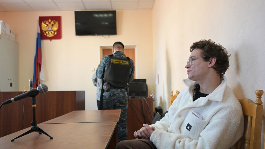 Прокуратура потребовала увеличить срок ареста Кологривого 