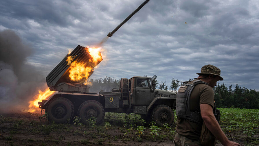 СЦКК ДНР: ВСУ выпустили по Киевскому району Донецка 10 ракет из РСЗО Град