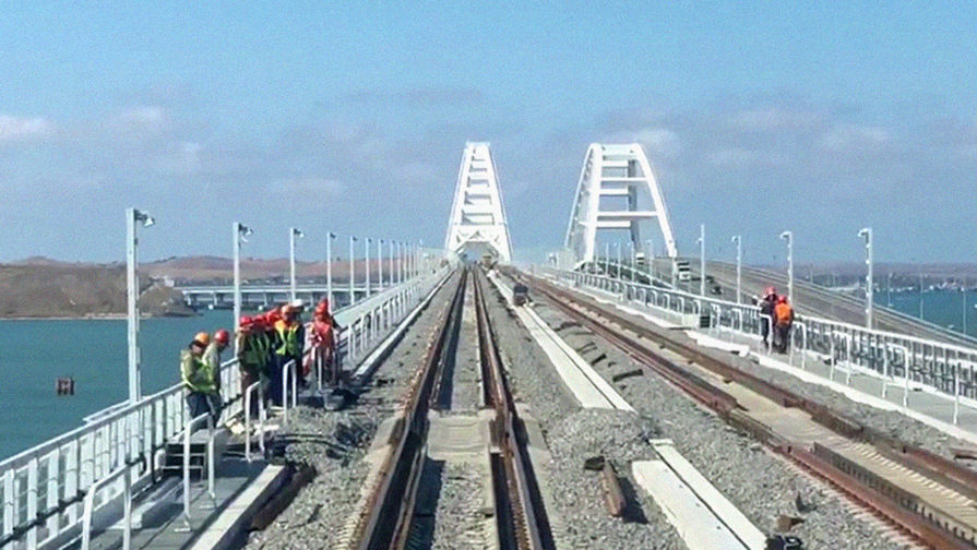 Вид на&nbsp;железнодорожную часть Крымского моста, 24 сентября 2019 года