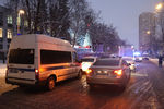 У МФЦ «Рязанский» на юго-востоке Москвы, где произошла стрельба, 7 декабря 2021 года