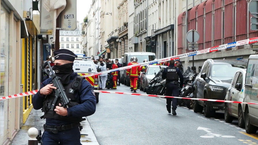 РИА Новости: полиция применила слезоточивый газ против курдов у места стрельбы в Париже