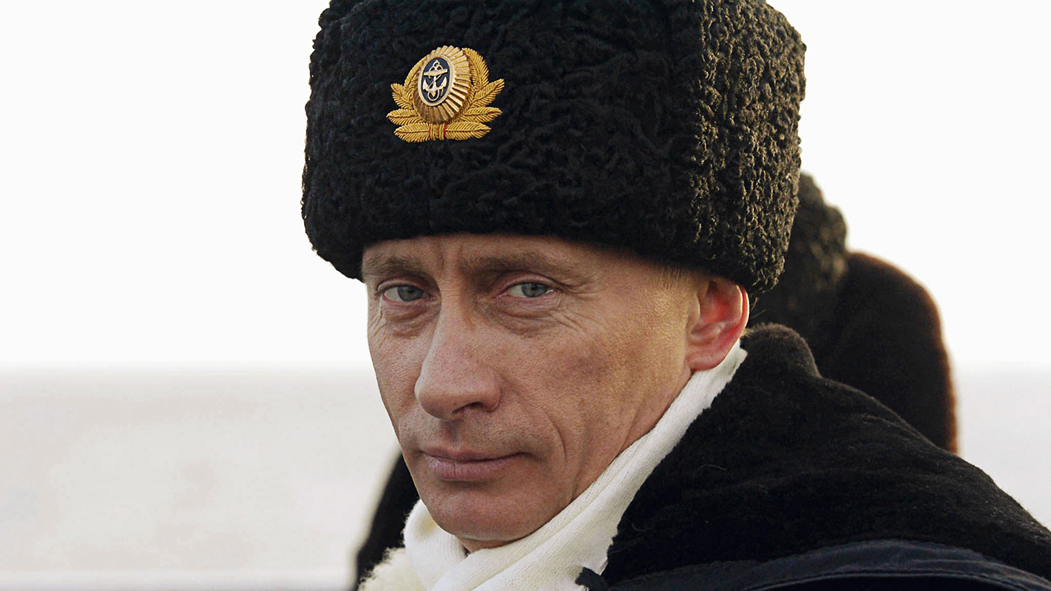 Путин в военной форме фото верховного главнокомандующего