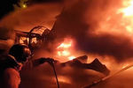 На месте пожара в промзоне в Пушкинском районе Санкт-Петербурга, 3 декабря 2019 года. Кадр из видео