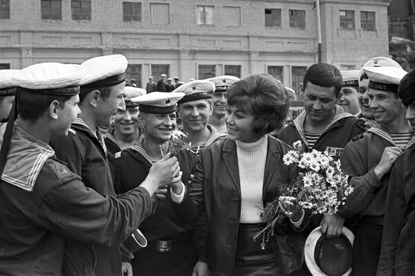 Эдита Пьеха в&nbsp;гостях у&nbsp;моряков Северного флота, 1969&nbsp;год