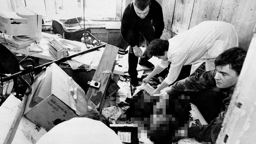 Кабинет Дмитрия Холодова в&nbsp;редакции &laquo;МК&raquo; через&nbsp;несколько минут после взрыва, 1994 год