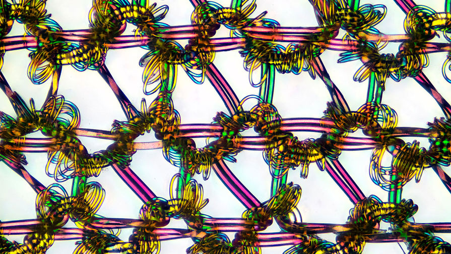 Нейлоновые чулки под микроскопом