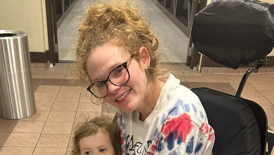 Женщина проснулась с покалыванием в ногах и оказалась парализованной