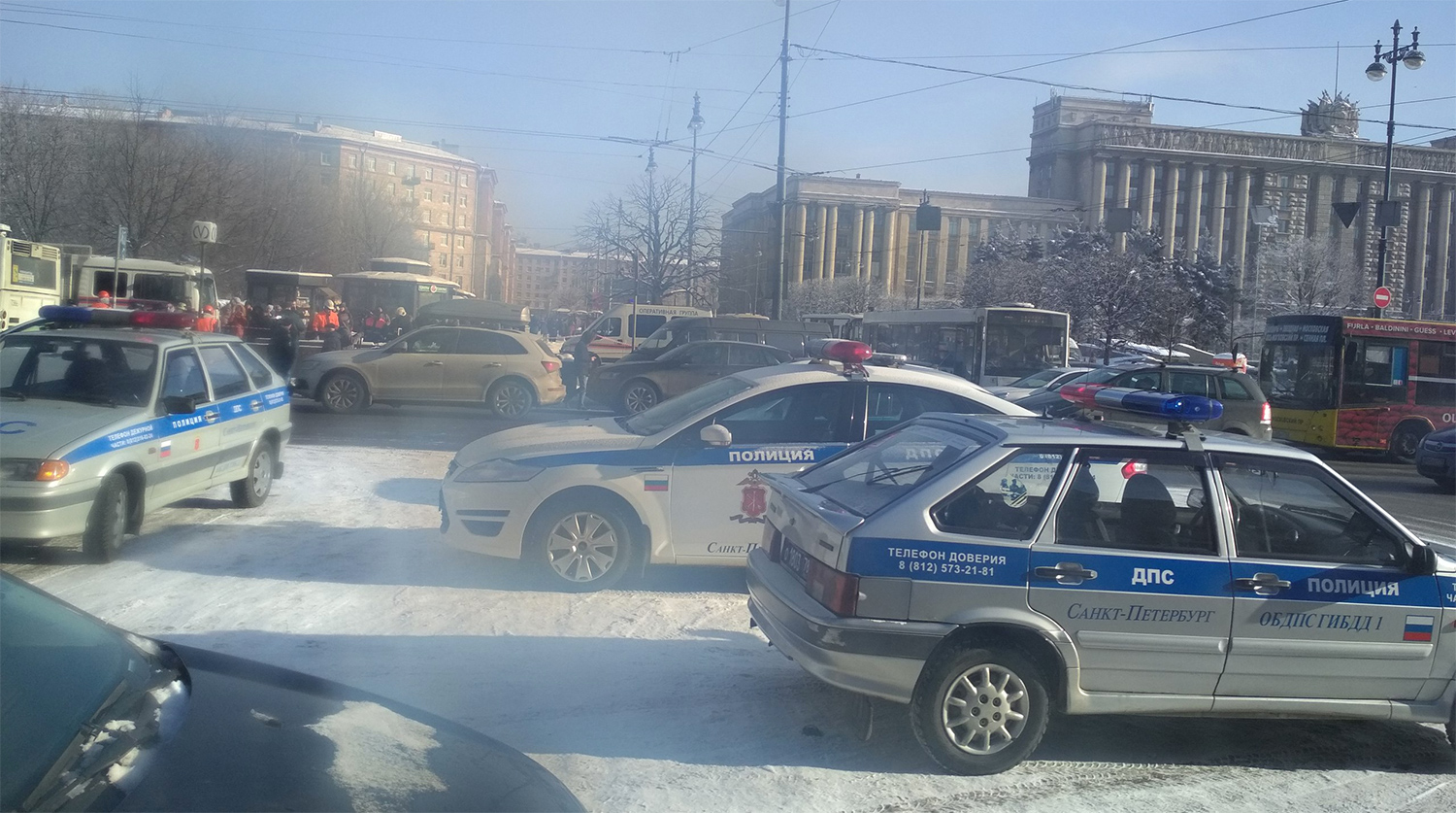 Ситуация у станции метро «Московская» в Санкт-Петербурге, 21 февраля 2018 года