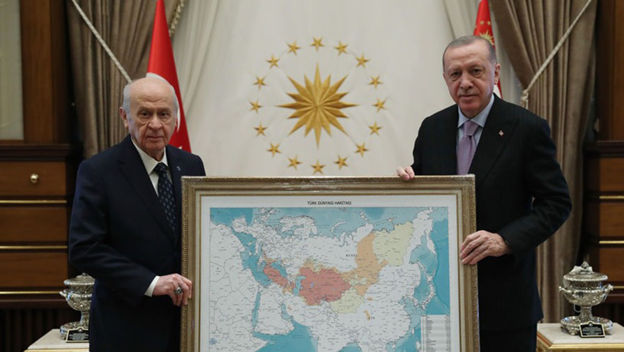 На подаренной Эрдогану карте юг России стал частью турецкой сферы влияния