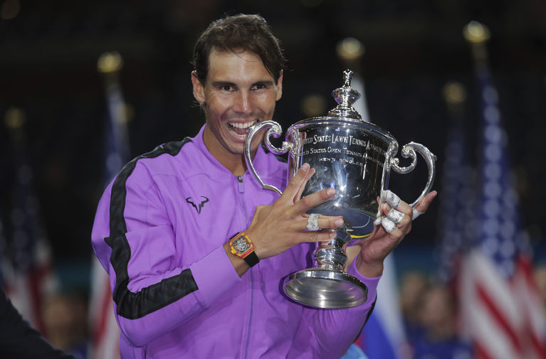 Рафаэль Надаль после победы над Даниилом Медведевым из России на US Open в Нью-Йорке, 2019
