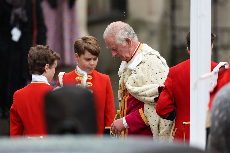 Принц Джордж и король Карл III готовятся к&nbsp;церемонии коронации, 6&nbsp;мая 2023&nbsp;года