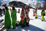 Участницы высокогорного карнавала BoogelWoogel на горнолыжном курорте «Роза Хутор» в Сочи