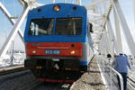 Дизель-поезд на железнодорожной части Крымского моста, 24 сентября 2019 года