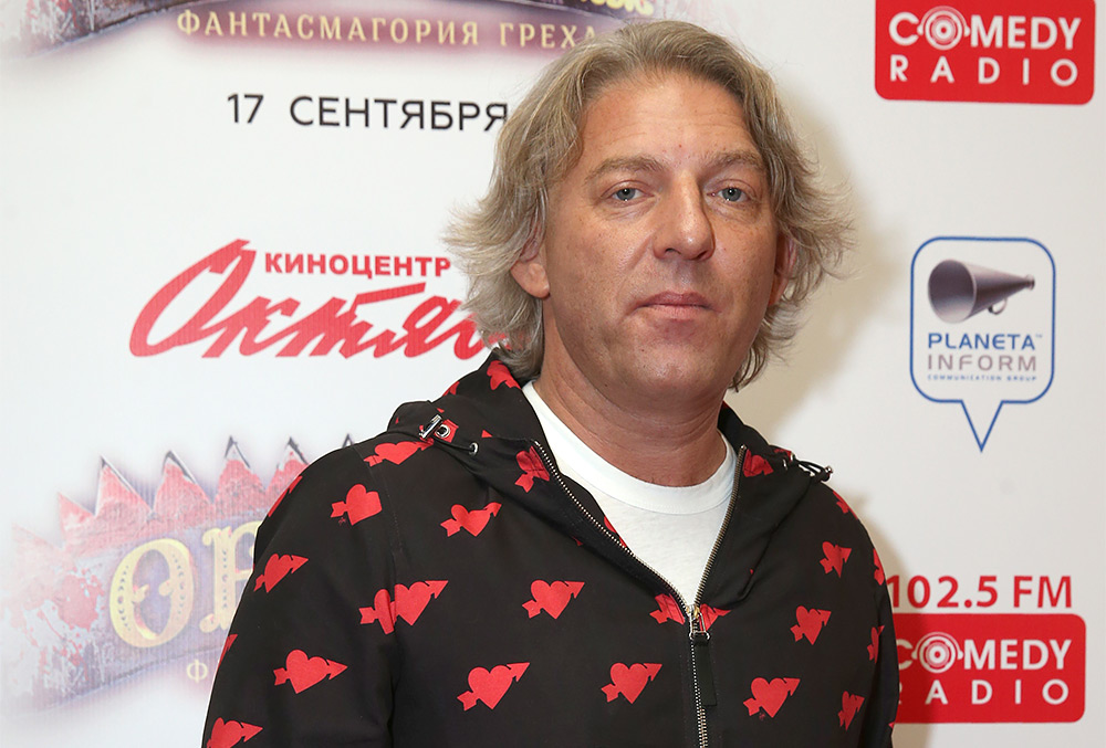 Режиссер Александр Олейников на премьере фильма «Орлеан» в кинотеатре «Октябрь»