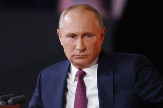 Президент России Владимир Путин во время ежегодной пресс-конференции в Москве, 14 декабря 2017 года