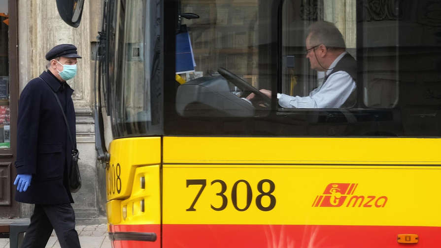 В Варшаве отменили бесплатный проезд в общественном транспорте для граждан Украины