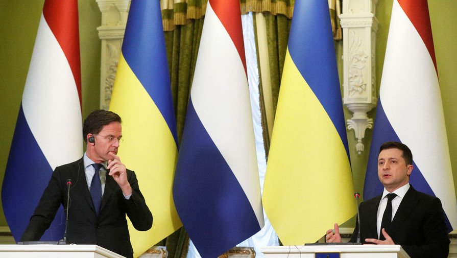 Зеленский обсудил с премьером Нидерландов возможные санкции против РФ