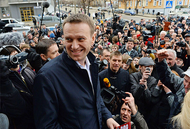 Навальный вернется в Киров 24 апреля, когда состоится второе заседание суда по «делу «Кировлеса».