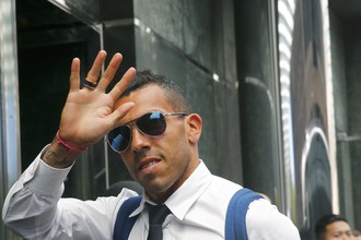 Карлос Тевес после поражения в финале Лиги чемпионов решил-таки вернуться в «Бока Хуниорс». Первым о переходе сообщил Диего Марадона