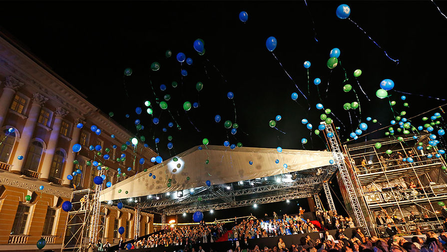 Церемония открытия Международного фестиваля неигрового кино &laquo;Послание к&nbsp;человеку&raquo; на&nbsp;Дворцовой площади