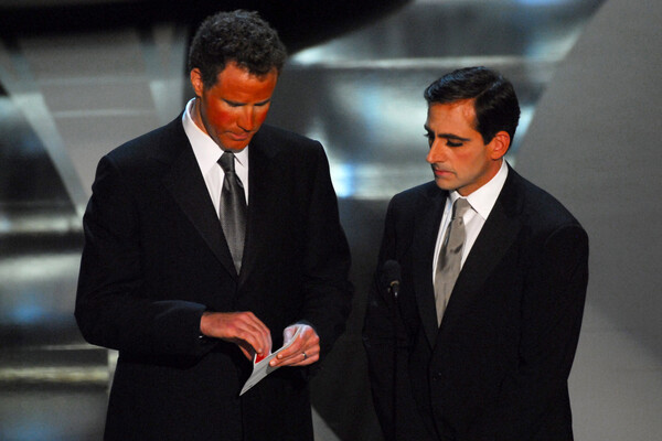 Уилл Феррелл и Стив Карелл вручают награду за&nbsp;лучший грим на&nbsp;78-ой церемонии вручения наград премии «Оскар», 2006&nbsp;год