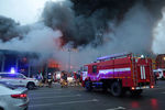 Во время пожара в гипермаркете «Лента» на Набережной Обводного канала в Санкт-Петербурге, 10 ноября 2018 года