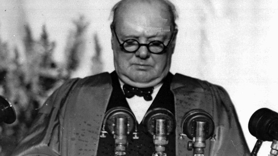 Уинстон Черчилль произносит знаменитую Фултонскую речь, 5 марта 1946 года