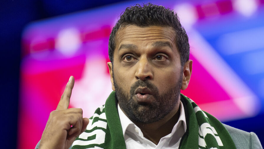 Стало известно о желании Трампа уволить директора ФБР