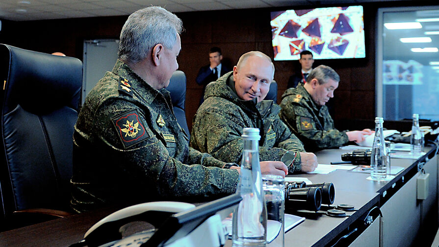 Путин и Шойгу посмеялись во время доклада Евкурова на учениях Восток-2022