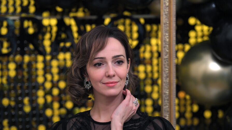 Актриса Валерия Ланская заявила, что скрывала свой развод, пока все не улеглось