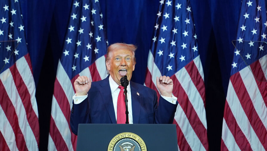 Трамп начал издавать странные звуки и кривляться во время выступления