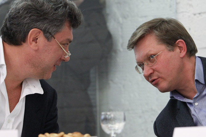 13 декабря 2011 года. Сопредседатель движения «Солидарность» Борис Немцов и председатель...
