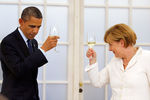 Федеральный канцлер Германии Ангела Меркель и президент США Барак Обама во время встречи в Берлине, 2013 год 