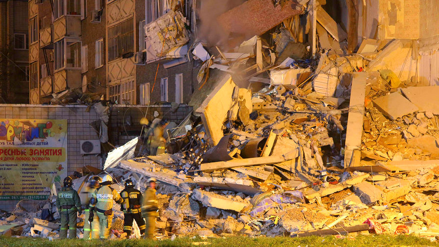 На&nbsp;месте обрушения части жилого 9-ти этажного дома в&nbsp;Ижевске, 9&nbsp;ноября 2017&nbsp;года