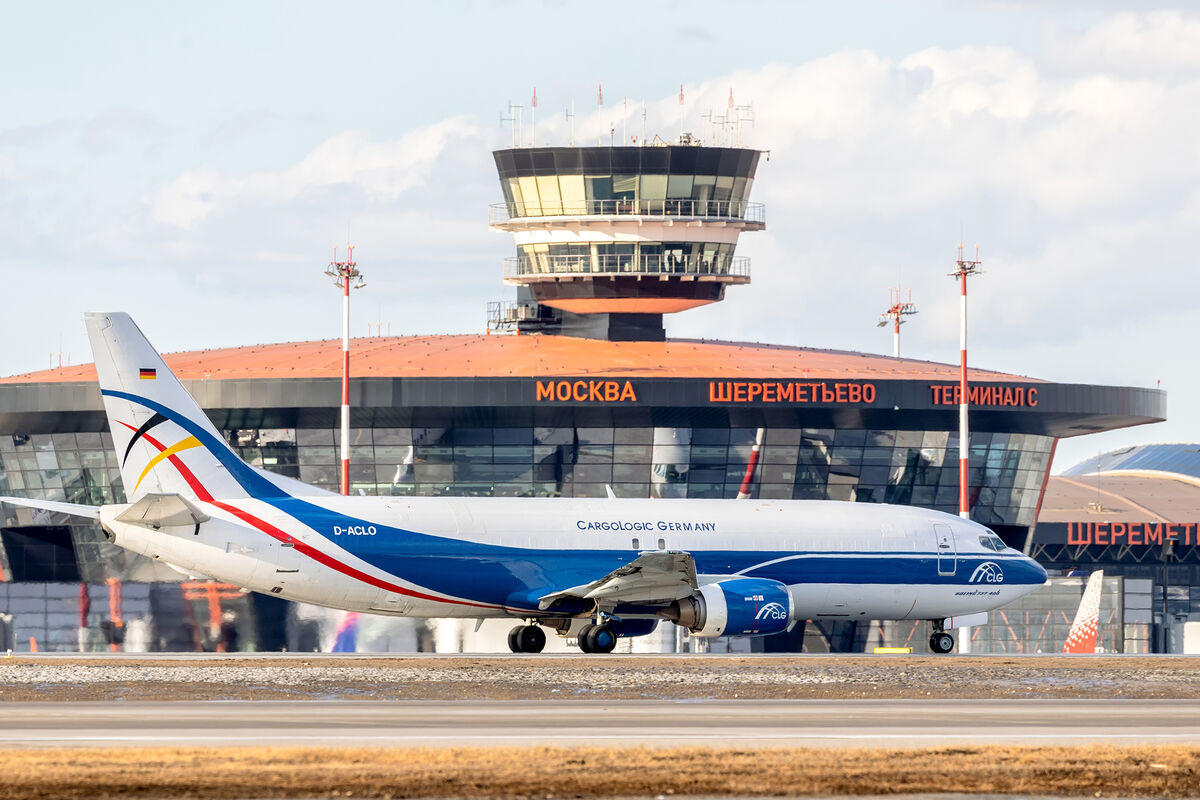 В Шереметьево рейс не может вылететь в Красноярск более 10 часов -  Газета.Ru | Новости