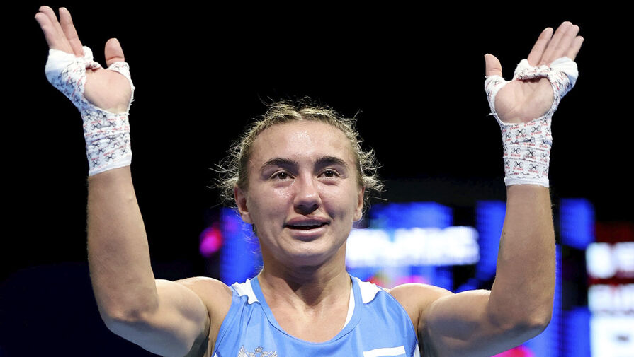 У меня покатились слезы: российская боксерша рассказала об инциденте с гимном на ЧЕ